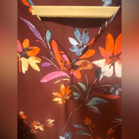 Zac & Rachel Floral Blouse - Burgundy and Multi - Picture 3 of 5